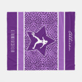 Personalisierter Fußballlila Cheetah-Druck Fleecedecke (Vorderseite (Horizontal))
