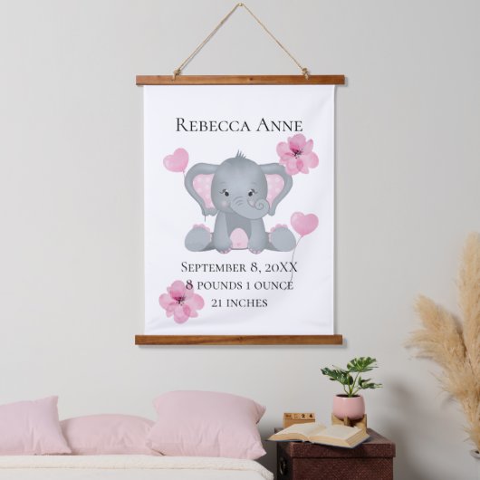 Personalisierter Geburtsstat Baby Elephant Pink Gr Wandteppich Mit Holzrahmen (Schlafzimmer)