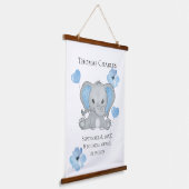 Personalisierter Geburtsstats Baby Elephant Blue G Wandteppich Mit Holzrahmen (Gewinkelt)