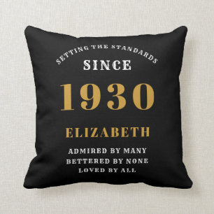 Personalisierter Geburtstag 1930 Name Schwarzes Go Kissen