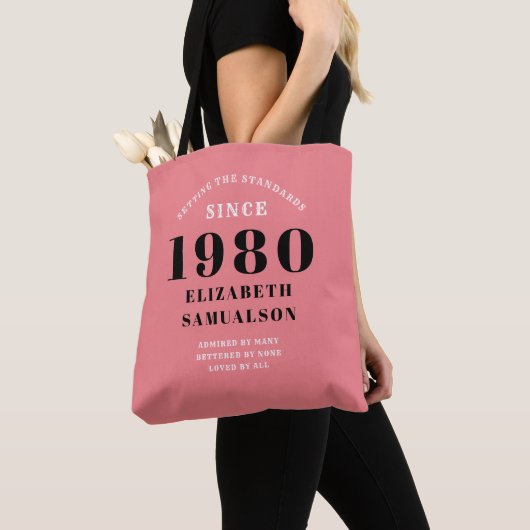 Personalisierter Geburtstag 1980 Rosa-Standard Tasche (Von Nahem)