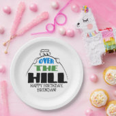 Personalisierter Geburtstag über dem Hügel Pappteller (Party)