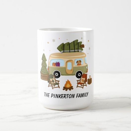 Personalisierter gemütlicher Weihnachts-Camper Kaffeetasse (Mittel)