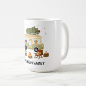 Personalisierter gemütlicher Weihnachts-Camper Kaffeetasse (VorderseiteRechts)