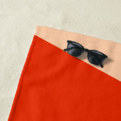 Personalisierter geometrischer roter orangefarbene strandtuch (Beispiel)