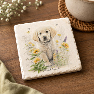 Personalisierter Golden Retriever Welpe in Blumen Steinuntersetzer