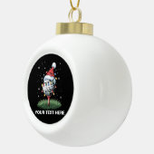 Personalisierter Golfball-Weihnachtsbaum-Santa-Hut Keramik Kugel-Ornament (Rechts)
