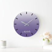Personalisierter Gradient ombre Ultra Violet Große Wanduhr (Zuhause)