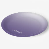 Personalisierter Gradient ombre Ultra Violet Pappteller (Schrägansicht)