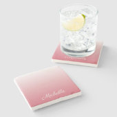 Personalisierter Gradientenrosa Steinuntersetzer (Seitenansicht)