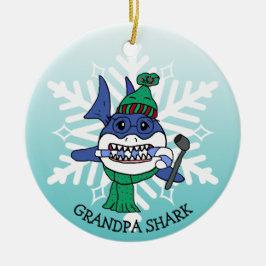 Personalisierter Grandpa-Hai und Schneeflocke Keramik Ornament