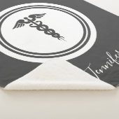 Personalisierter grauer Hamd Letcal Medical Caduce Sherpadecke (3/4)