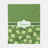 Personalisierter Grüner Kleeblatt St. Patrick's Da Fleecedecke (Vorderseite)