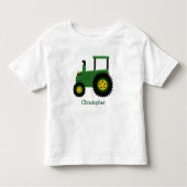 Personalisierter grüner Traktor Kleinkind T-shirt (Vorderseite)