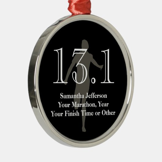 Personalisierter Halbmarathon-Läufer 13.1 Halten S Silbernes Ornament (Rechts)