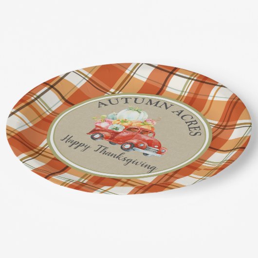 Personalisierter Harvest Pumpkin Truck Erntedank Pappteller (Schrägansicht)