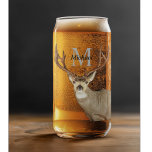 Personalisierter Hirschjagd Monogram Antler Groom Dosenglas<br><div class="desc">Steigen Sie mit unserem Personalisierten Hirschjagd Monogram Antlers Glass auf Ihre Jagd und Toast auf den Nervenkitzel der Jagd. Dieses für den wahren Liebhaber der großen Freizeit konzipierte Glas besticht durch seinen rustikalen Charme und seine personalisierte Eleganz. Es ist der ideale Begleiter für Ihre Jagdhütte, Ihren Hüttenurlaub oder ein großartiges...</div>