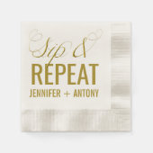 Personalisierter Hochzeitscocktail "Sip & Repeat" Serviette (Vorderseite)