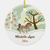 Personalisierter Hübscher Brawn Horse Snowy Winter Keramikornament (Hinten)