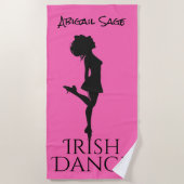 Personalisierter Irish Dancer Hard Shoe auf rosa T Strandtuch (Vorderseite)
