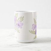 Personalisierter Jacaranda-Blüten-Anfangsbuchstabe Kaffeetasse (Mittel)
