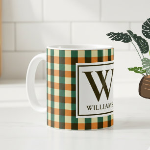 Personalisierter Karo-Becher mit Monogramm-Geschen Kaffeetasse