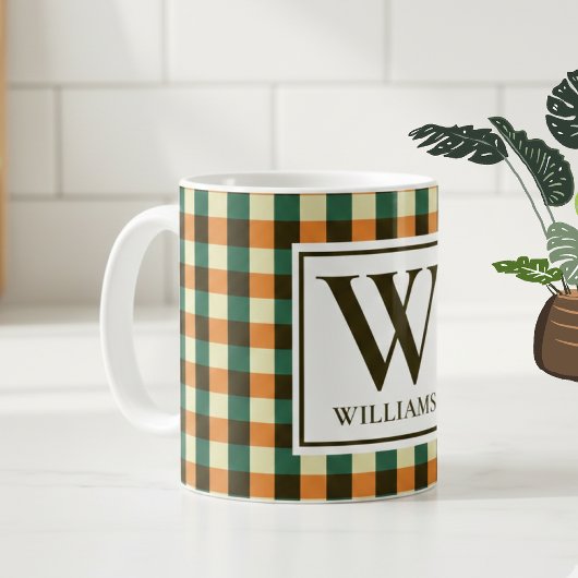 Personalisierter Karo-Becher mit Monogramm-Geschen Kaffeetasse