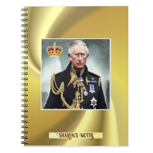 Personalisierter King Charles III Gold Hintergrund Notizblock (Vorderseite)