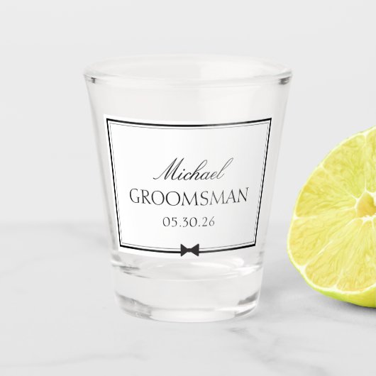 Personalisierter klassischer Simple Bowtie Trauzeu Schnapsglas (Vorderseite)