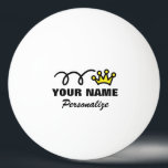 Personalisierter Krone Ping pong Ball für Tischtennisball<br><div class="desc">Personalisierte Krone Ping pong Bälle für Tischtennis. Addieren Sie Namen,  Zitat oder Monogramm. Niedliche Sportgeschenkidee für Spieler und Sporttrainer. Spiele für Mannfrauen und -kinder. Lustige pincess/Königkronensymbolentwurf.</div>