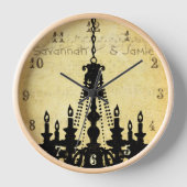Personalisierter Kronleuchter Wanduhr (Vorderseite)