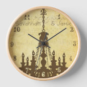 Personalisierter Kronleuchter Wanduhr (Vorderseite)