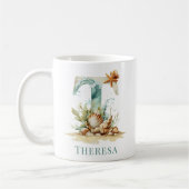 Personalisierter Küstenmonogramm-Initiale T Strand Kaffeetasse (Links)