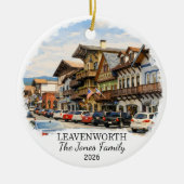 Personalisierter Leavenworth-Schmuck, Washington Keramik Ornament (Vorne)