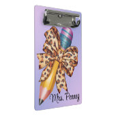 Personalisierter Leopardruckbogen und -stift Mini Klemmbrett (Schrägansicht)