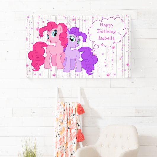 Personalisierter Lila und rosafarbener Pony Happy  Banner (Insitu)