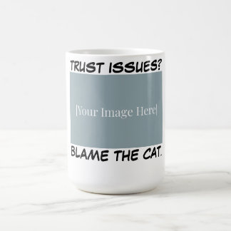 Personalisierter lustiger Katzenbecher - Gib der K Kaffeetasse