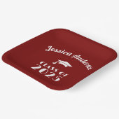 Personalisierter Maroon und weißer Abschluss Pappteller (Gewinkelt)