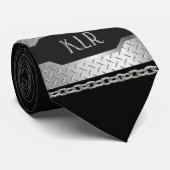 Personalisierter Metal-Look mit Ketten Krawatte (Gerollt)