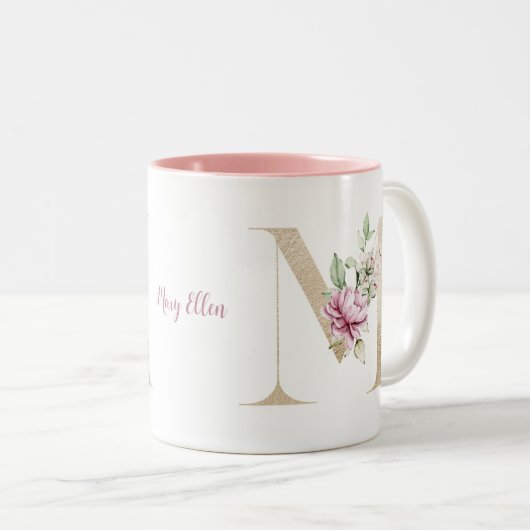 Personalisierter Mit Monogramm Goldbrief M Rosa Bl Zweifarbige Tasse (VorderseiteRechts)