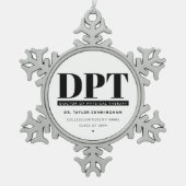 Personalisierter moderner DPT Arzt für Physikalisc Schneeflocken Zinn-Ornament (Vorderseite)