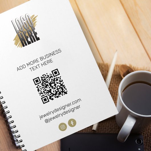 Personalisierter moderner QR-Code und Logos Notizblock