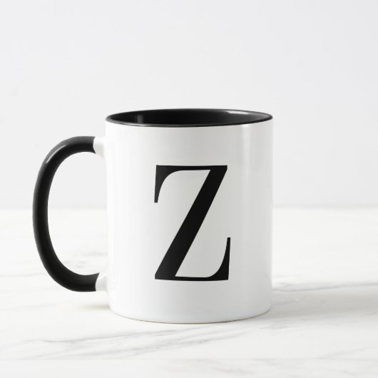 Personalisierter moderner schwarzer Monogramm-Buch Tasse (Links)