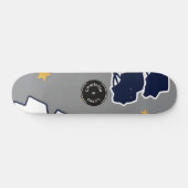 Personalisierter moderner Waldbaum und Stern   Skateboard (Horizontal)
