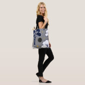Personalisierter moderner Waldbaum und Stern Tasche (Am Model)