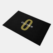 Personalisierter Monogramm Schwarzer Goldname Fußmatte (Schrägansicht)