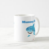 Personalisierter Mummy Shark Individuelle Name Kaffeetasse (VorderseiteRechts)