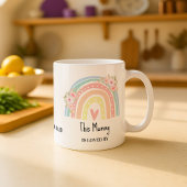 Personalisierter Mutter-Regenbogen- & Blumennamens Kaffeetasse