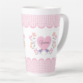 Personalisierter Muttertag, rosa, florales Herz Milchtasse (Rechte Ecke)