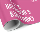 Personalisierter Name & Alter Geburtsdatum Rosa Geschenkpapier (Rolleneckpunkt)